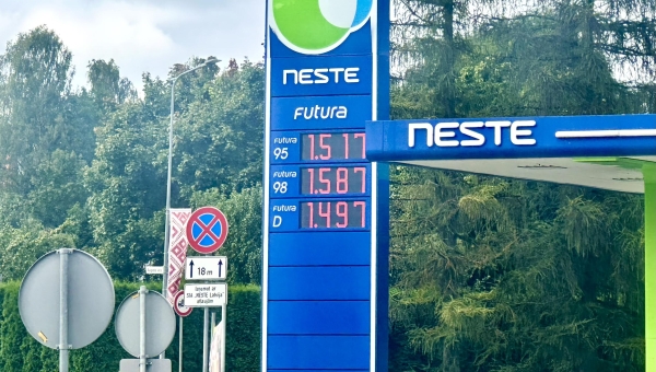 Bensiiniturul paugutatakse, automaksuga hädas suurpered otsaga kohtus